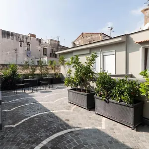 Apartment Dimorart Design In, Naples