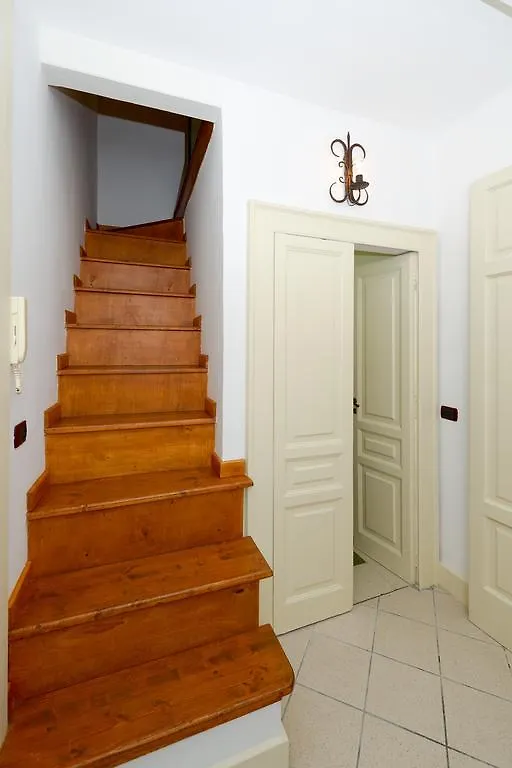 Residenza Santa Chiara Apartment Naples Italy